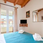 Apple Flat - Regarda Travel Apartment *