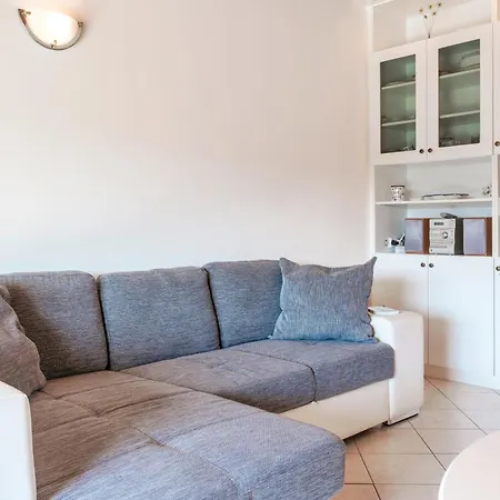 Apartment Apple Flat - Regarda Travel *