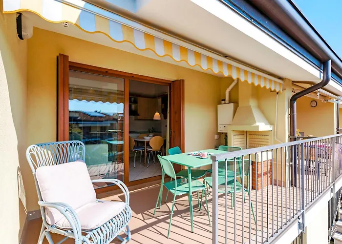 Apple Flat - Regarda Travel *